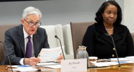 Audiencia termina sin fallo sobre intento de Trump de destituir a gobernadora de la Fed