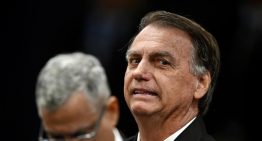 Juez ordena reforzar la vigilancia a Bolsonaro, en prisión domiciliaria