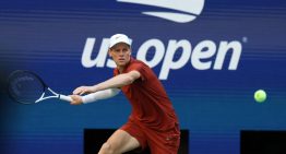 Sinner reacciona a tiempo ante Shapovalov y pisa octavos del US Open