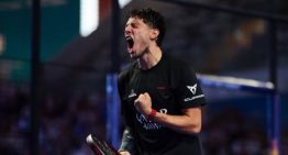 Agustín Tapia, el Mozart del pádel, sorprendió a todos con un remate descomunal y nunca ante visto que da la vuelta al mundo