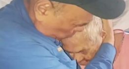 Carlos Chancellor se reúne con su madre de 94 años tras 11 meses en El Helicoide