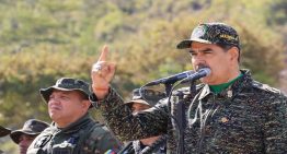 Lo que dijo Nicolás Maduro a Gustavo Petro tras envío de tropas al Catatumbo (Video)