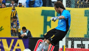Manuel García, ex arquero de Central, tuvo que retirarse del fútbol a los 37 años a raíz de una enfermedad neurodegenerativa