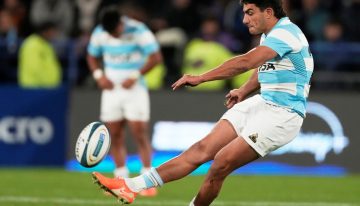 Santiago Carreras, el hombre de Los Pumas que recibió un guiño del destino: reemplazó a Albornoz por lesión y fue clave ante los All Blacks