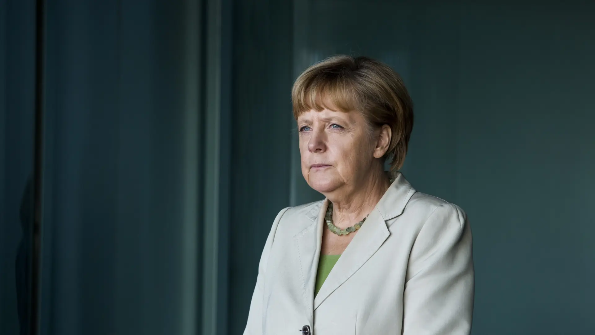 «Lo lograremos», diez años de una frase de Angela Merkel que sigue causando debate en Alemania