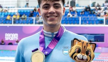 Ulises Saravia, la joya de la natación argentina en los Juegos Panamericanos Junior y un gesto que generó interrogantes