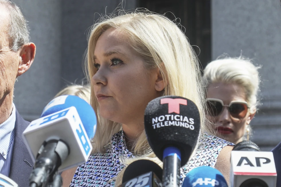 Publicarán memoria póstuma de Virginia Roberts Giuffre, una de las acusadoras de Epstein
