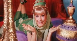 Barbara Eden, la legendaria estrella de Mi bella genio, cumplió 94 años y así luce