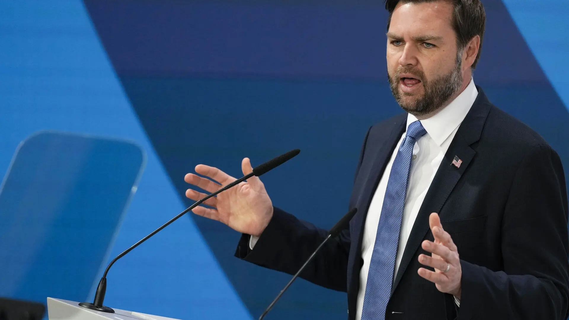 JD Vance considera que «un acuerdo entre Kiev y Moscú no va a hacer a nadie feliz»
