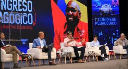 El chiste del día: Nicolás Maduro cree que María Corina Machado busca eliminar la educación gratuita en Venezuela