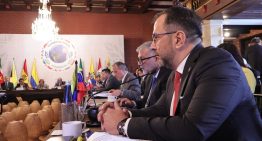 Yván Gil «le tira flores» a Irán por defender a Nicolás Maduro frente a advertencias de EEUU