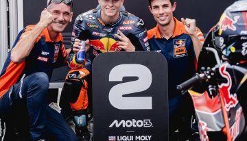 Valentín Perrone quedó a 18 milésimas de la victoria en Moto3, pero consiguió el mejor resultado de su carrera: «No sé como no me caí»