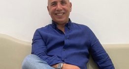 David Lorente, peluquero: «Las mechas eclipting son las que más favorecen ya que enmarcan el rostro con contrastes de color que se adaptan a nuestras facciones»
