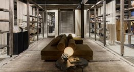 Así es el renovado Zara de Serrano  con «El Apartamento», el lugar que te invita a quedarte toda la tarde tirada en uno de los sofás Van Duysen