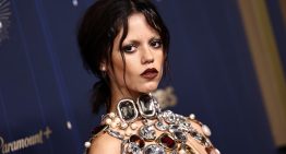 De la arriesgada Jenna Ortega a la clásica Selena Gómez, estos han sido los mejores looks de los Premios Emmy