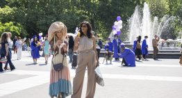 Por qué ver de nuevo una serie te produce placer y bienestar según una psicóloga clínica