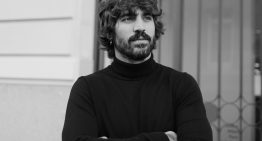 Rubén Peña, peluquero: «Los castaños cálidos con reflejos miel o avellana suavizan el rostro y rejuvenecen mientras que los oscuros endurecen las facciones»