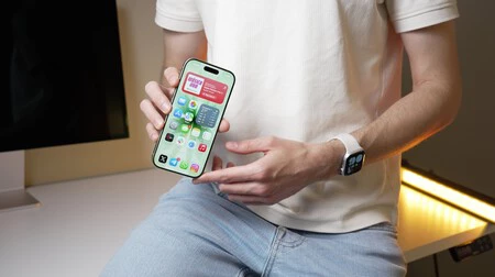 iPhone 17