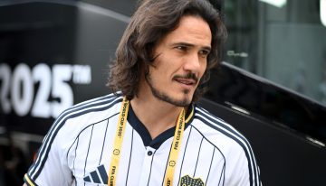 El gesto silencioso de Cavani que le salvó la vida a la hija de un periodista uruguayo