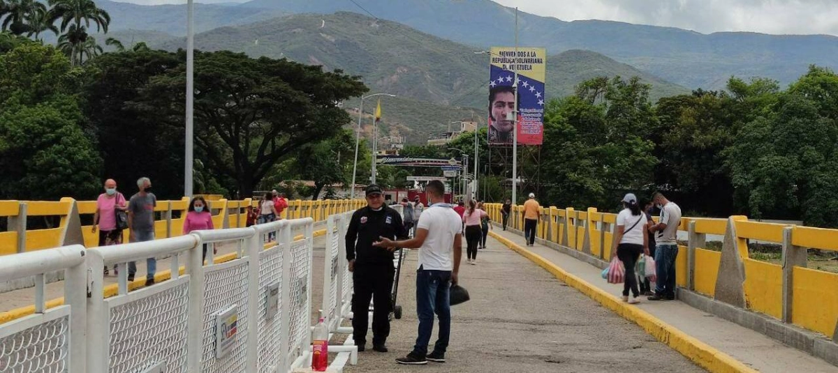 Importaciones colombianas desde Venezuela bajaron más de 21 % en el primer semestre de 2025