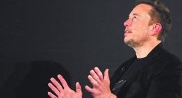 Tesla compensará a Elon Musk con cifra sin precedentes de 1 billón de dólares