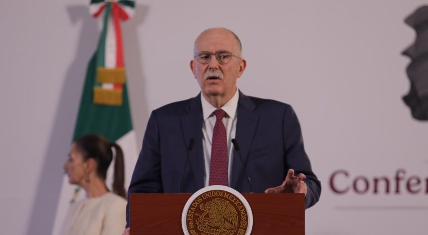 Gobierno prohíbe 35 plaguicidas peligrosos; anuncia estrategia para una agricultura más limpia