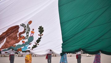 Canciller De la Fuente llama a jóvenes diplomáticos a reforzar la política exterior con humanismo