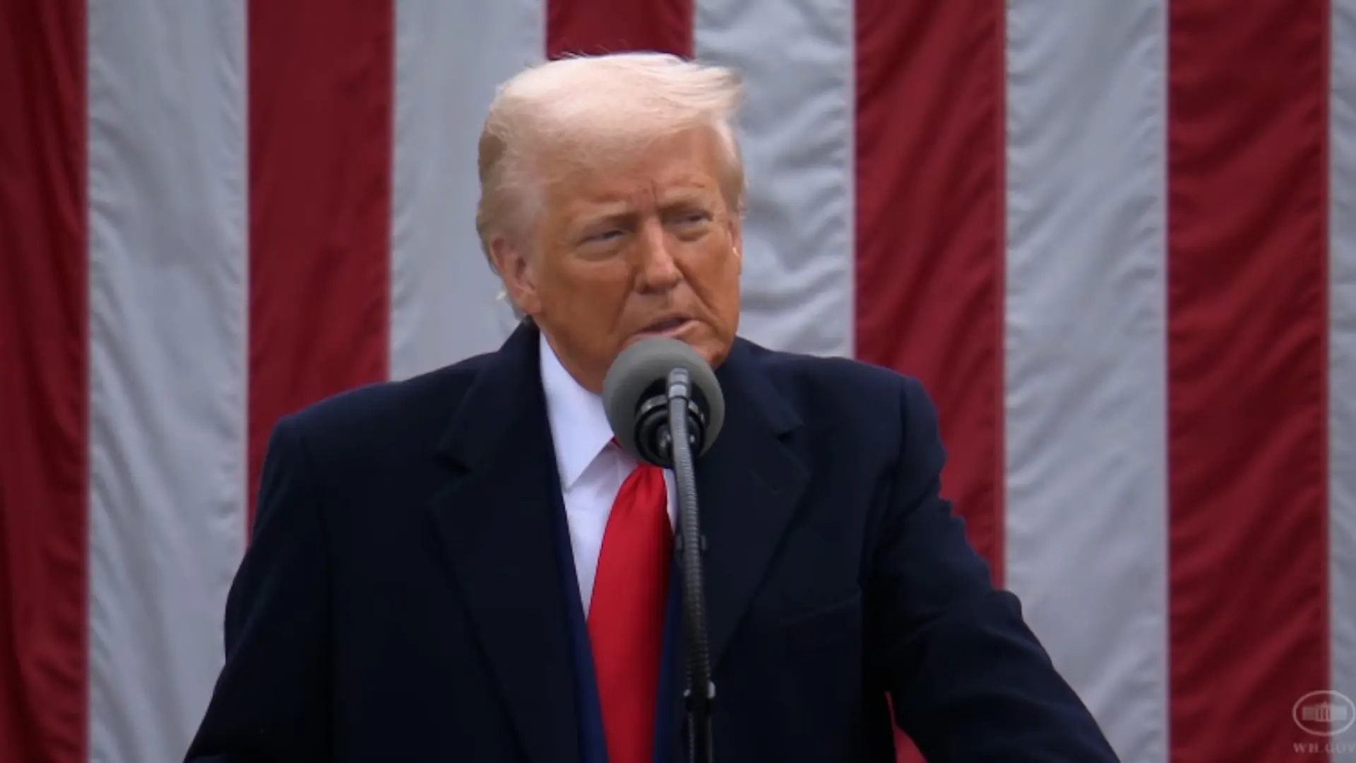 Trump planea forzar la evacuación de Gaza ofreciendo 5.000 dólares a cada palestino y pagándole el alquiler de un piso en otro país