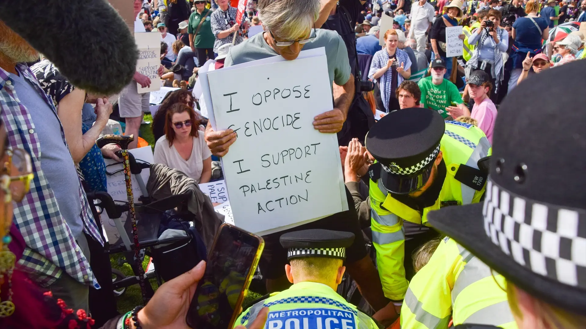 Casi 900 detenidos en la masiva protesta de Londres en apoyo a Palestine Action