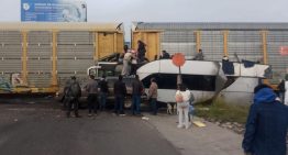 Choque de tren y autobús en Atlacomulco deja al menos 8 muertos y 45 heridos