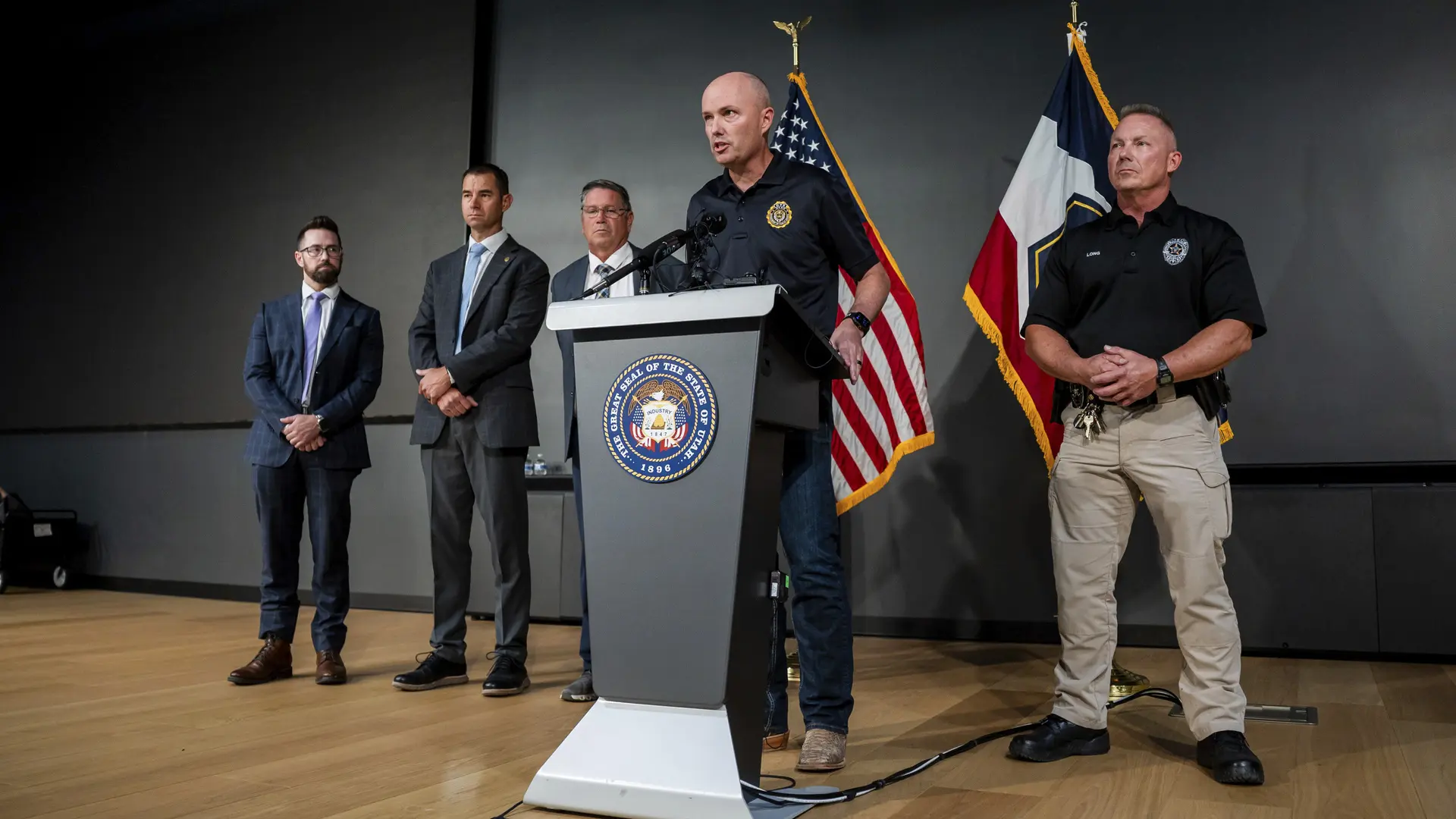Asesinato de Charlie Kirk, en directo | El gobernador de Utah pide la pena de muerte para el tirador cuando sea detenido