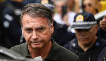 Jair Bolsonaro pasará la noche en el hospital tras «sentirse mal»
