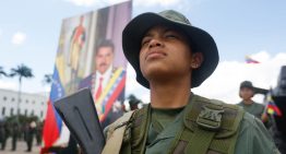 Venezuela entrena militarmente a civiles ante un eventual ataque de EU