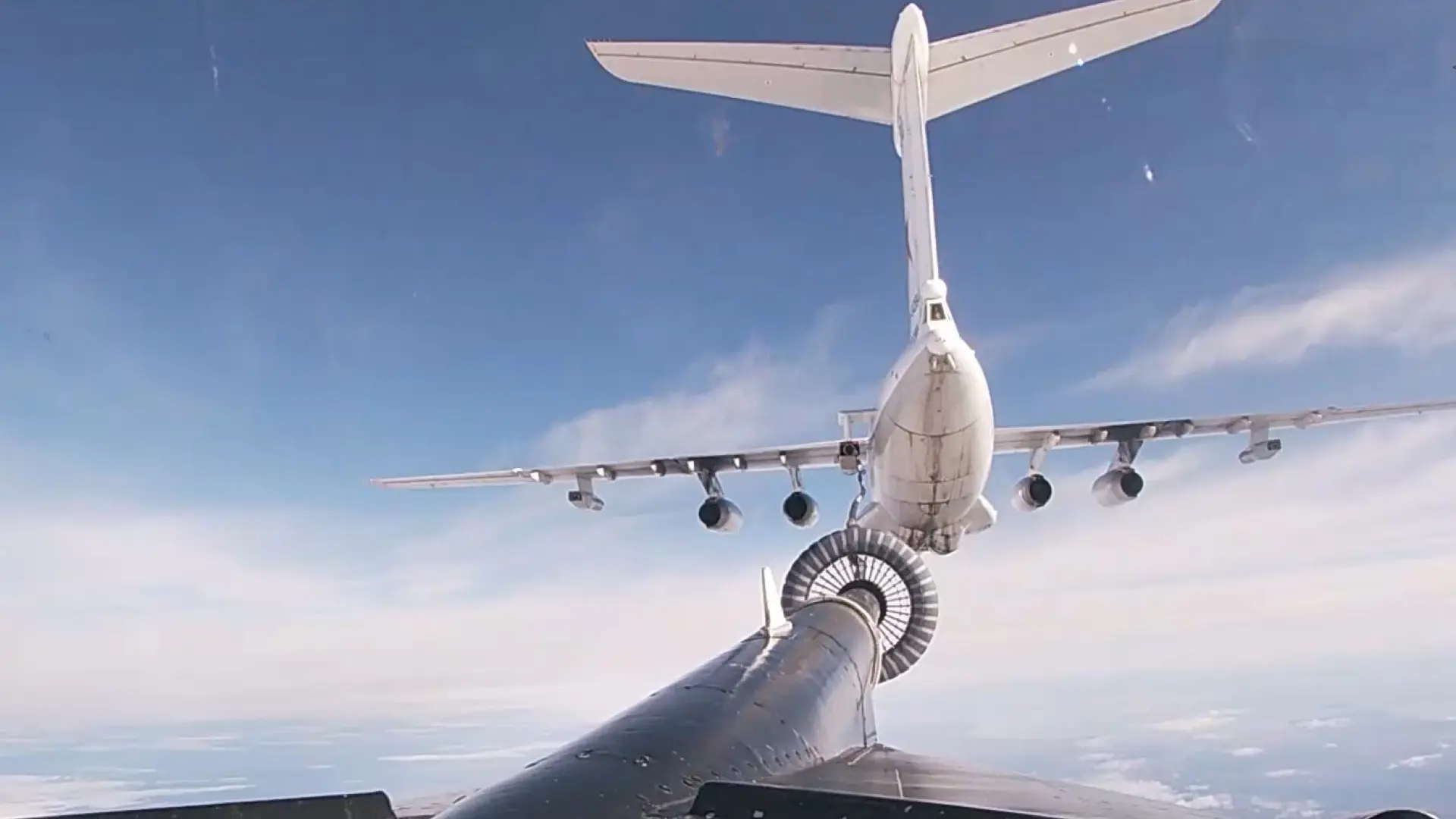 EEUU y Canadá interceptan aviones de guerra rusos cerca de Alaska y Dinamarca denuncia un «ataque híbrido sistemático»