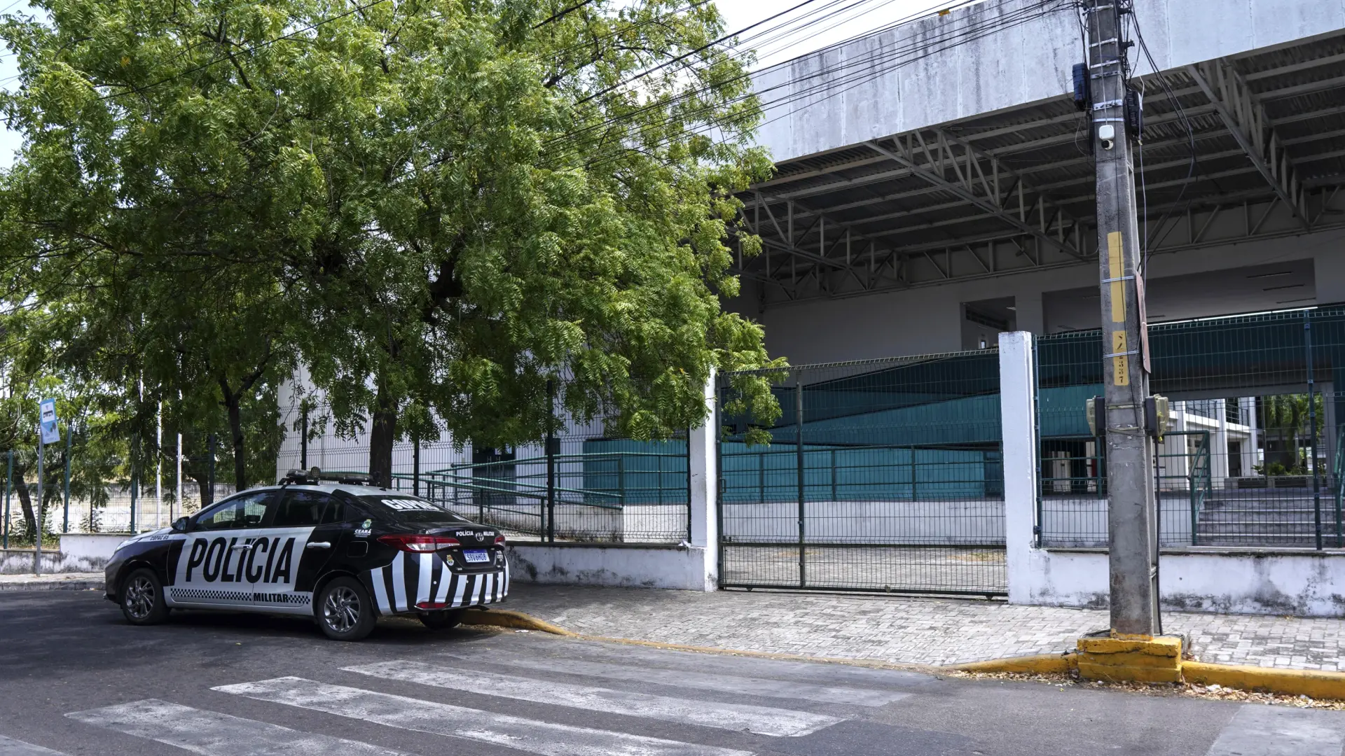 Al menos dos alumnos muertos y tres heridos en un tiroteo frente a una escuela de Brasil