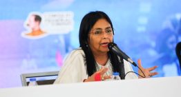 Delcy Rodríguez dijo que el despliegue militar de EEUU en el Caribe «está mal ubicado» (Video)