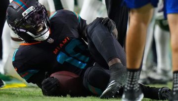 VIDEO: la devastadora lesión de rodilla que sufrió Tyreek Hill, estrella de los Miami Dolphins, y paralizó a la NFL