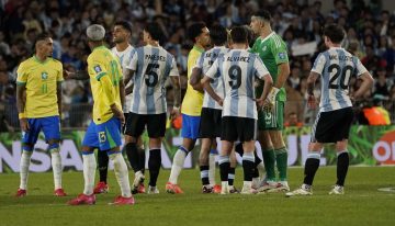«Eran todos Messi»: un jugador de Brasil contó la pesadilla que vivió en la goleada de Argentina al Scratch en el Monumental