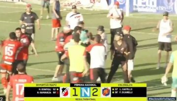 Escándalo en Mendoza: los jugadores de Deportivo Maipú se agarraron a piñas con sus hinchas