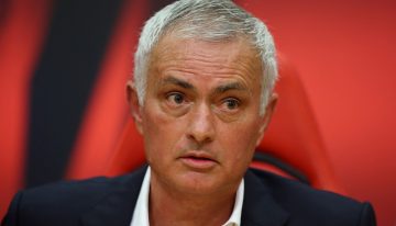 José Mourinho vuelve al lugar donde todo comenzó: dirigirá al Benfica a 25 años de su debut como DT y se declara «menos egocéntrico»
