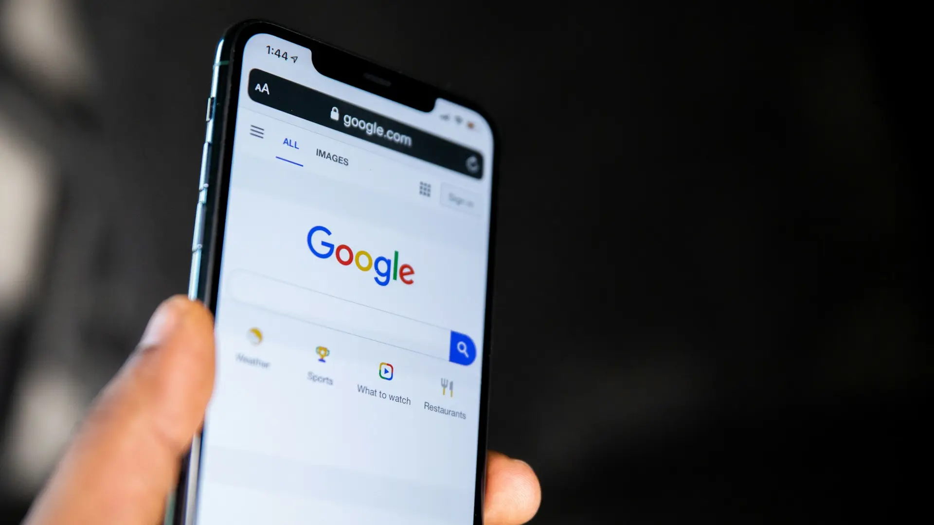 Francia multa a Google con 325 millones de euros y a Shein con 150 millones por uso indebido de 'cookies'