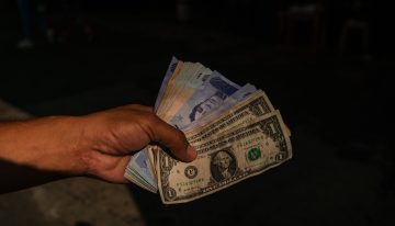 Dólar BCV superó nuevo tope histórico y no frena la devaluación del bolívar