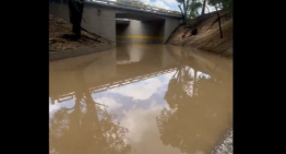 Cerrado paso de la Cota Mil hacia La Florida por inundación en la vía este #22Sep