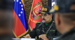 El Español: Maduro oculta una purga de militares y funcionarios en Venezuela mientras trata de evitar la guerra con EEUU