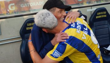 Tras la emotiva vuelta a Rosario, Russo analizó el empate de Boca y respondió molesto sobre su salud: «¿Cómo me ves? Tengo el alta de todo»