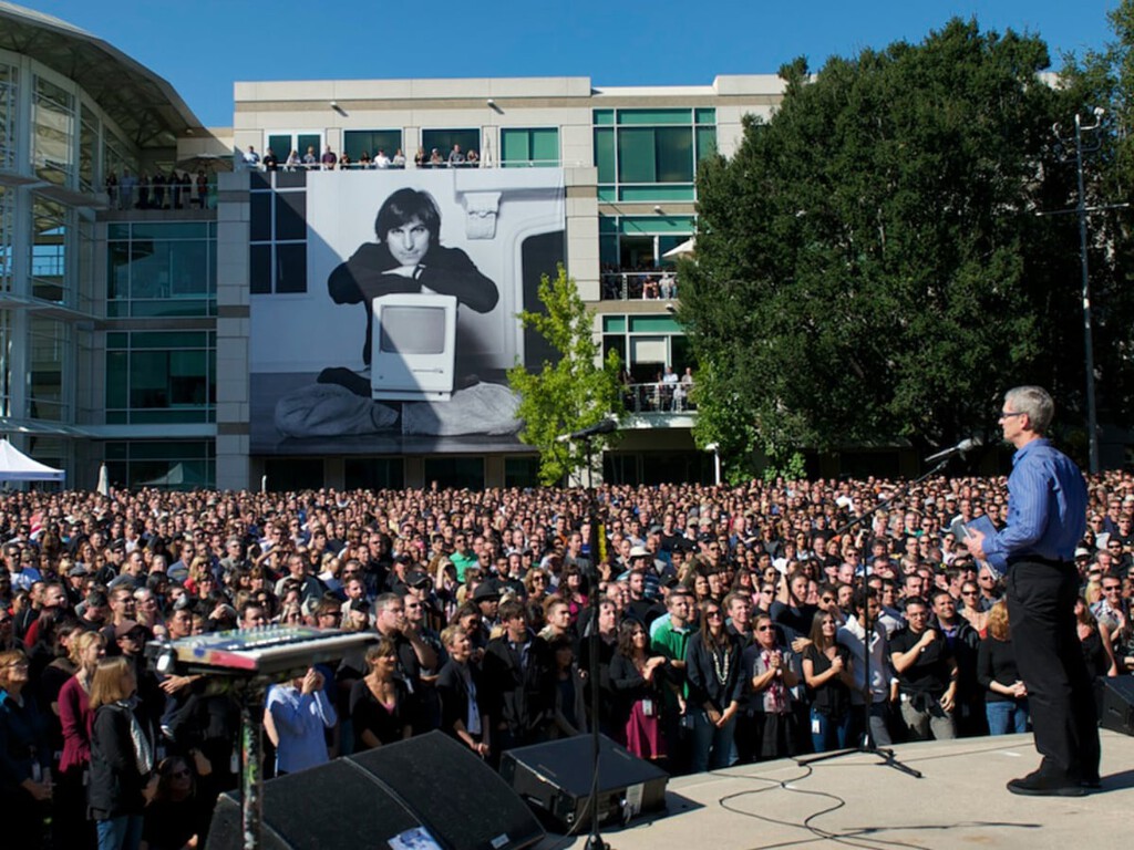 Steve Jobs ejecutó el último gran despido masivo en Apple en 1997. La lección que aprendió la compañía es la clave de por qué hoy no echa a nadie como otras Big Tech