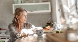 Dra. Patricia Puiggròs, experta en longevidad: «El envejecimiento saludable se consigue con pequeñas decisiones diarias mantenidas en el tiempo»