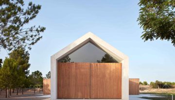 Ramón Esteve, arquitecto: «La arquitectura de los nuevos barrios en España es muy fea. La normativa tiene gran parte de culpa, es muy limitante»