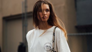 María Baras, peluquera madrileña: «Es un mito que por lavarte el pelo se te cae más rápido, cuando está en fase de caída es bueno cepillarlo, lavarlo y manipularlo»