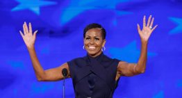 Michelle Obama (61 años): «Me levanto a las 4:30 para ir al gimnasio, hago sesiones de cinta de correr combinadas con trabajo de fuerza con pesas»
